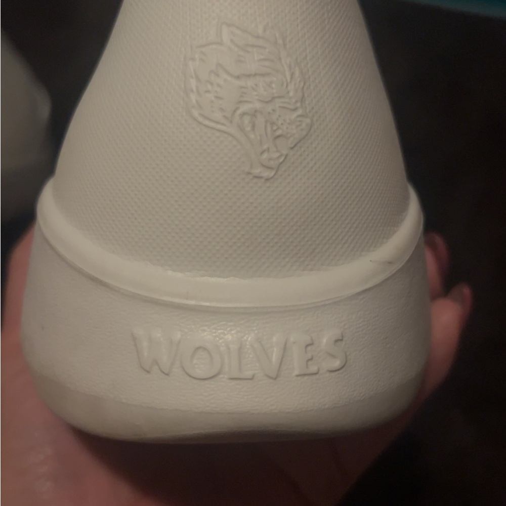 White Wolves Sneakers